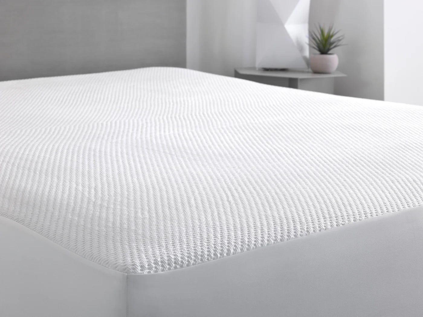 Smartguard Premium Mattress Protector with Icetone