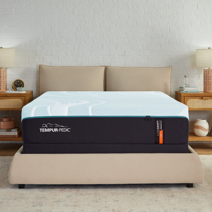 Tempur-Pedic Luxe Adapt Firm